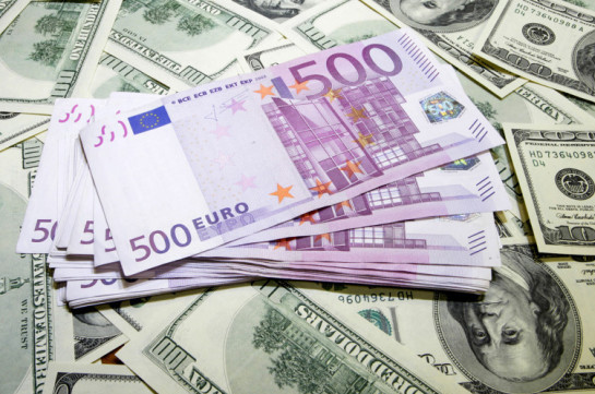 Курс евро в Армении упал до отметки 397 драмов