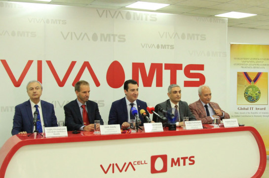 Vice President of IBM's Electronic Design Automation group, visited Viva-MTS