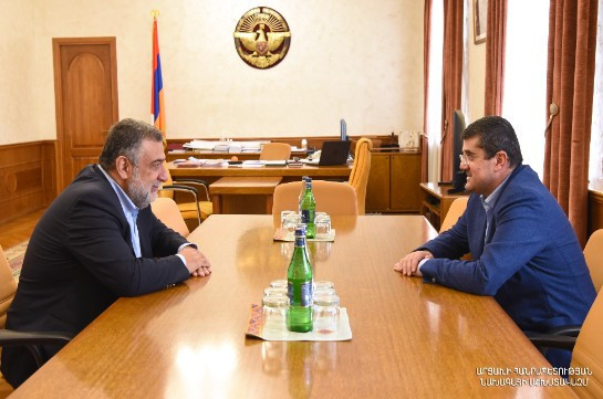 Президент Арцаха обсудил перспективы сотрудничества с Рубеном Варданяном