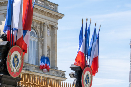 МИД Франции призывает освободить всех удерживаемых в Азербайджане армянских пленных