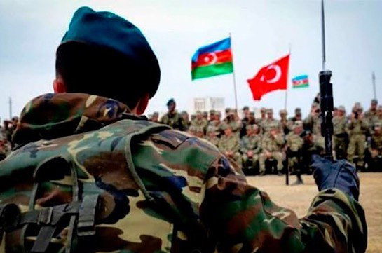 Парламент Турции поддержал продление на год пребывание турецких военных в Карабахе