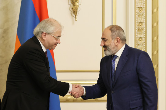 Пашинян заявил Ховаеву о поддержке российских предложений по нормализации отношений с Азербайджаном