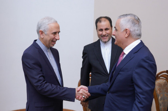 Հնարավոր ապաշրջափակման պարագայում Հայաստանի և Իրանի միջև երկաթգծի գործարկումը կարևոր է. Մհեր Գրիգորյանն ընդունել է Իրանի դեսպանին