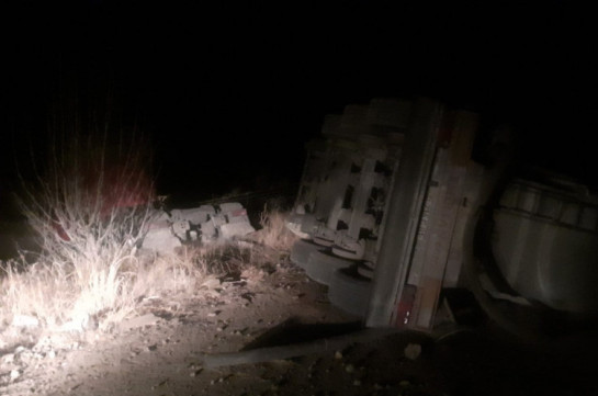 Գորիս-Ստեփանակերտ ավտոճանապարհին ավտոմեքենան մոտ 250 մետր գլորվել է ձորը. կա վիրավոր
