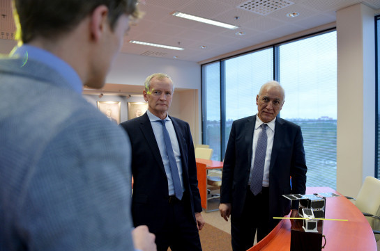 Президент Армении посетил Таллиннский технологический университет и Центр цифровизации e-Estonia