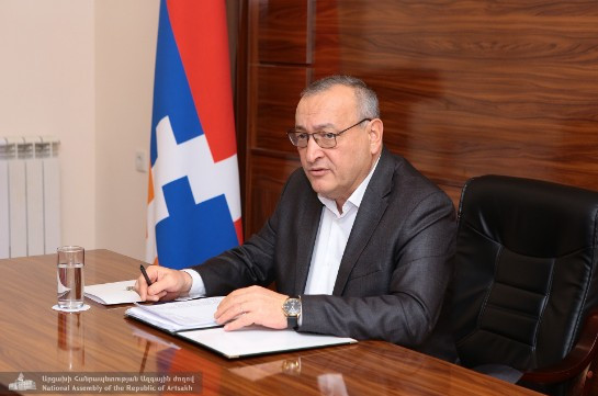Արցախի ԱԺ նախագահ Արթուր Թովմասյանն աշխատանքային խորհրդակցություն է հրավիրել