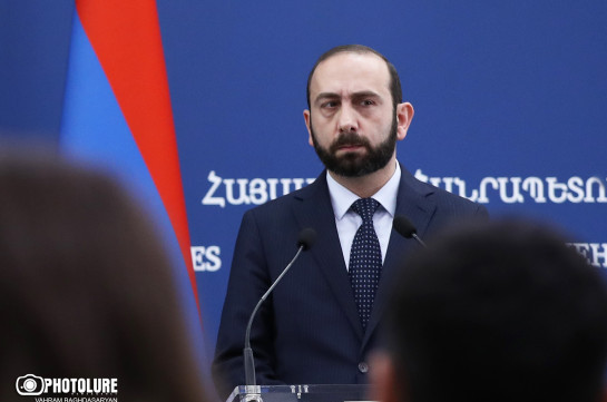 Ереван выступит с новыми комментариями на поступившие предложения из Баку – Мирзоян