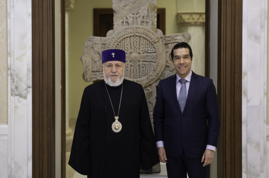 Католикос Гарегин II принял новоназначенного посла Бразилии в Армении