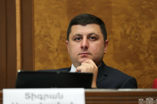 Тигран Абраамян: Президент Арцаха должен четко заявить, какую позицию выразил Никол Пашинян