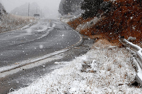«Дорожный департамент»: В регионах Апаран, Арагац, Артик, Ахурян, Ашоцк, Севан идет снег