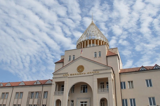 В парламенте Арцаха обсужден проект поправки к Конституции Республики Арцах