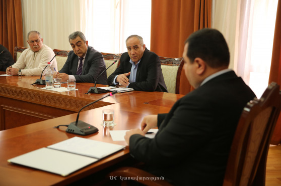 Gurgen Nersisyan bertemu dengan anggota Dewan Publik Artsakh