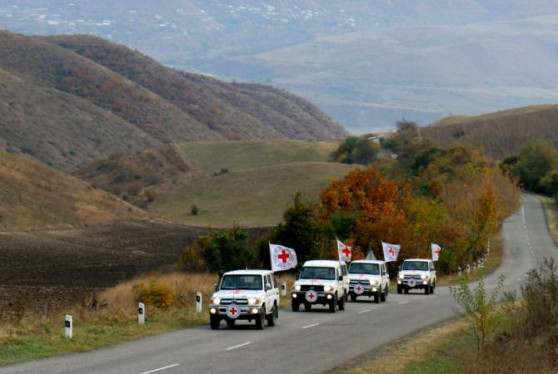 Hari ini, 12 orang dengan penyakit serius dari Artsakh dipindahkan ke rumah sakit khusus RA