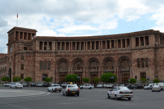 Армения предоставила Нагорному Карабаху кредит в размере 3,5 млрд драмов