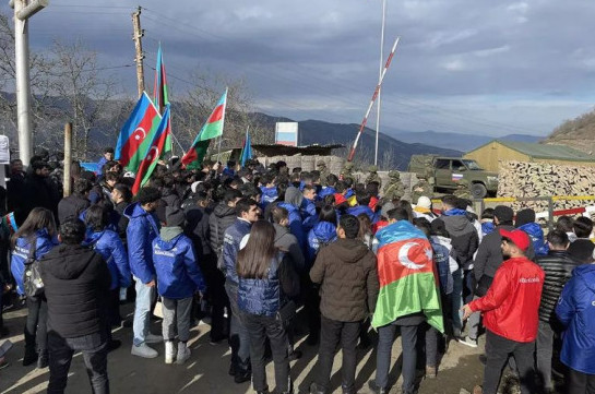 Азербайджанские «экоактивисты» прекратили акцию в Лачинском коридоре