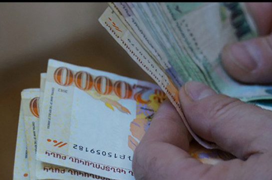Курс доллара в Армении – 380 драмов, евро покупается по курсу 409 драмов