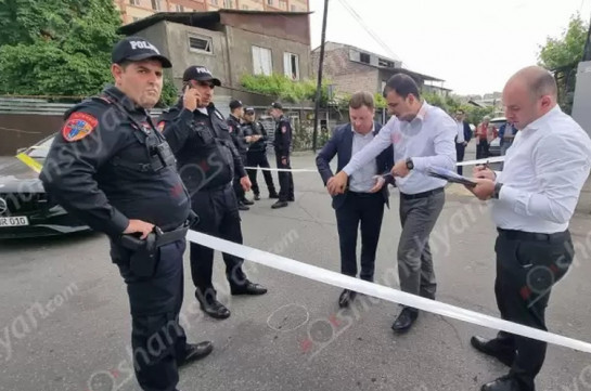 Կրակոցներ՝ Երևանում. Դավթաշենի ղեկավարի տեղակալը հրազենային վնասվածքներով տեղափոխվել է հիվանդանոց