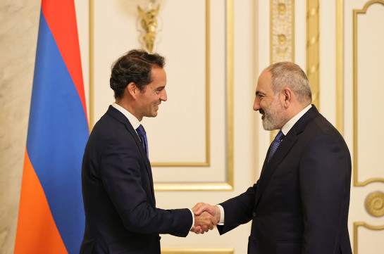 Никол Пашинян и Хавьер Коломина обсудили вопрос внедрения механизма международного диалога между Баку и Степанакертом