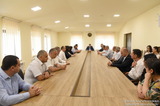 Президент Арцаха проводит встречи с общественностью