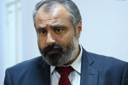 Бывший глава МИД Арцаха принял решение сдаться властям Азербайджана. Он едет в Шуши
