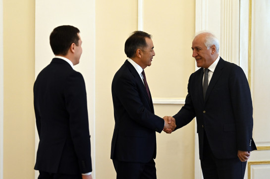 Վահագն Խաչատուրյանն ընդունել է Եվրասիական տնտեսական հանձնաժողովի կոլեգիայի նախագահ Բակիտժան Սագինտաևին