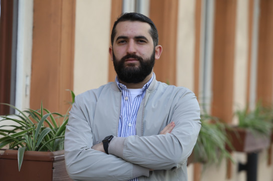 Тюрколог: Делегация, возглавляемая Сердаром Кылычем, предложила представителям Армении присвоить Сюнику особый статус