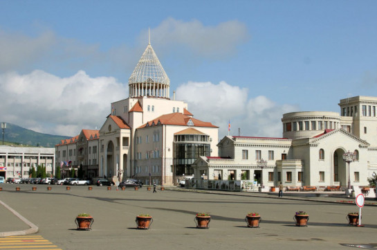 Алиев продолжает произвол в оккупированном Арцахе: Центральная площадь «Возрождение» в Степанакерте переименована в «площадь победы»