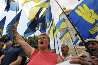 Украинские националисты устроили на 9 мая беспорядки во Львове  